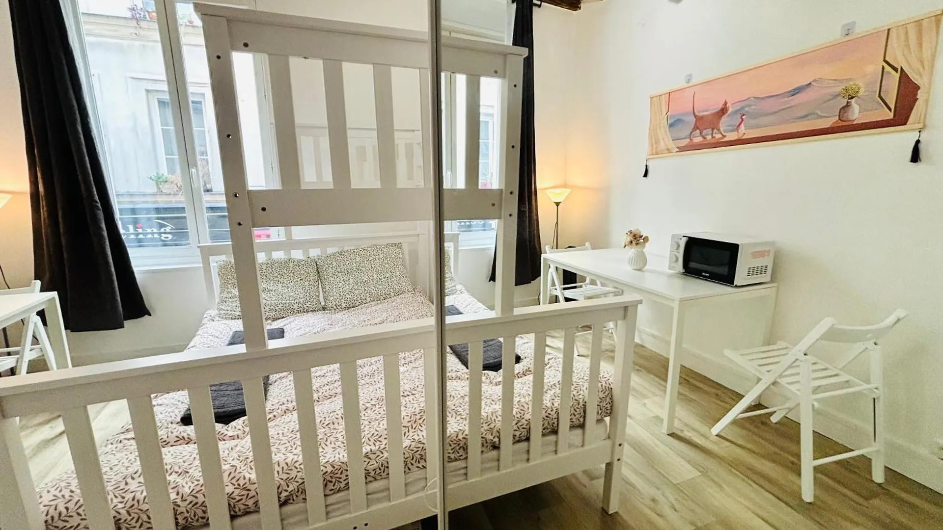 아파트 Dream Dwell - Cozy Family Near Quartier Marais Iiie
